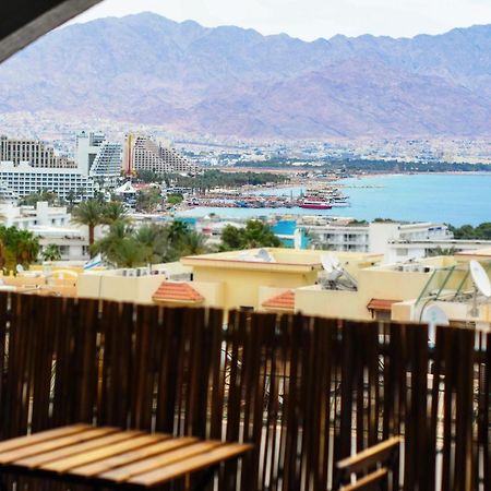 Апартаменты יחידת בוטיק מעוצבת עם נוף למפרץ במיקום מצויין Эйлат Экстерьер фото